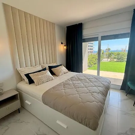 Posidonia ,punta Prima Apartment *